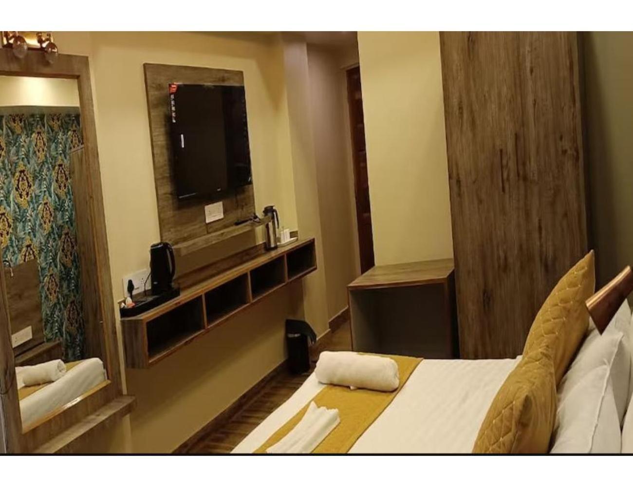 Sona Lodge, Siliguri Esterno foto