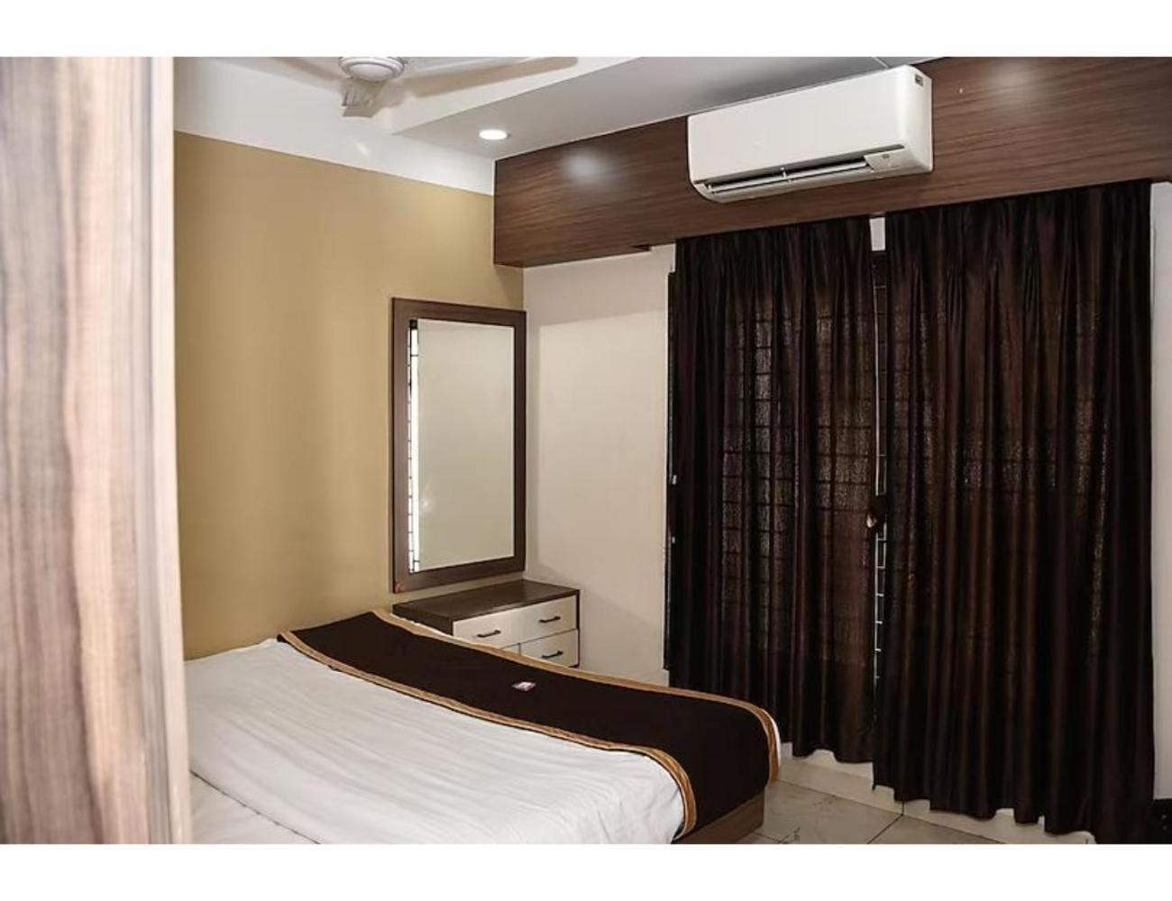 Sona Lodge, Siliguri Esterno foto